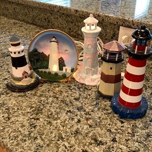 5 Light Houses, 2 of them light up